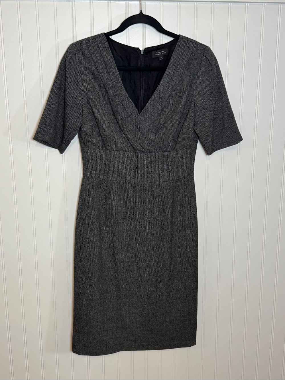 Tahari Arthur S. Levine Gray V-Neck Sheath Dress